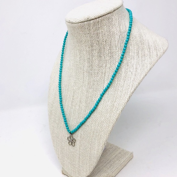 Sterling silver daisy with blue beads necklace - Picture 5 of 6